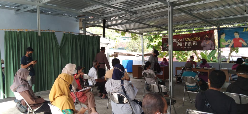 Monitoring Vaksinasi Di Puskesmas Kokap 1